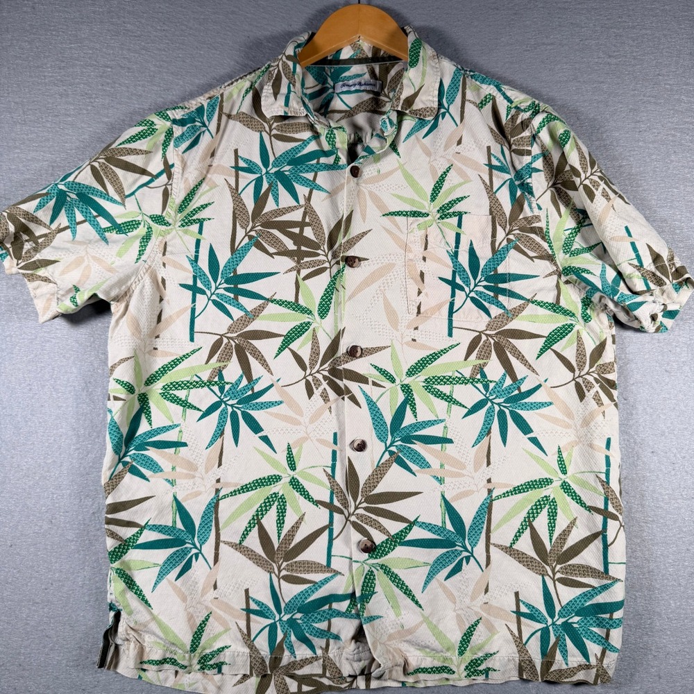 Tommy Bahama Men Large 100% Silk Bamboo Print Short Sleeve Button Down Shirt Tan